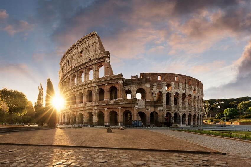 Римский Колизей — один из символов страны