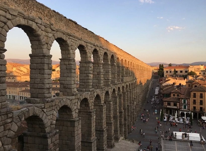 Акведук в Сеговии, Испания