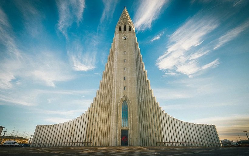 Хатльгримскиркья - лютеранская церковь в Рейкьявике, Исландия