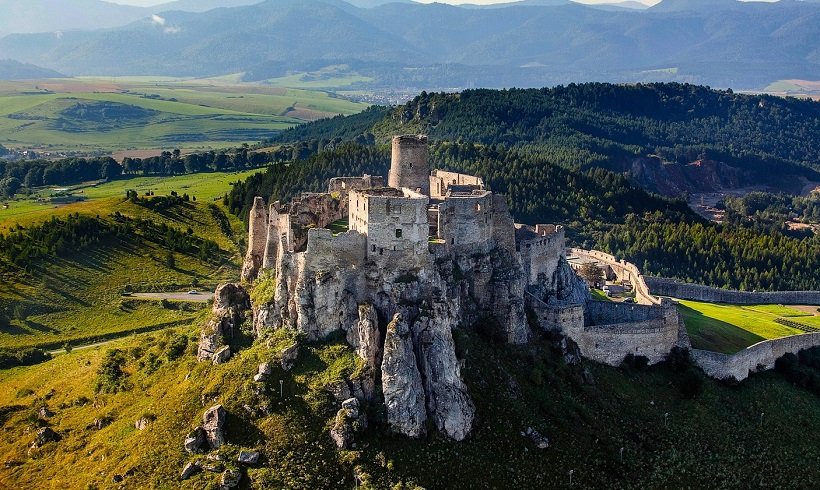 Спишский Град - самый большой замок в Словакии