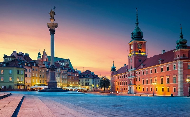 Старый город Варшавы - одна из достопримечательностей Польши