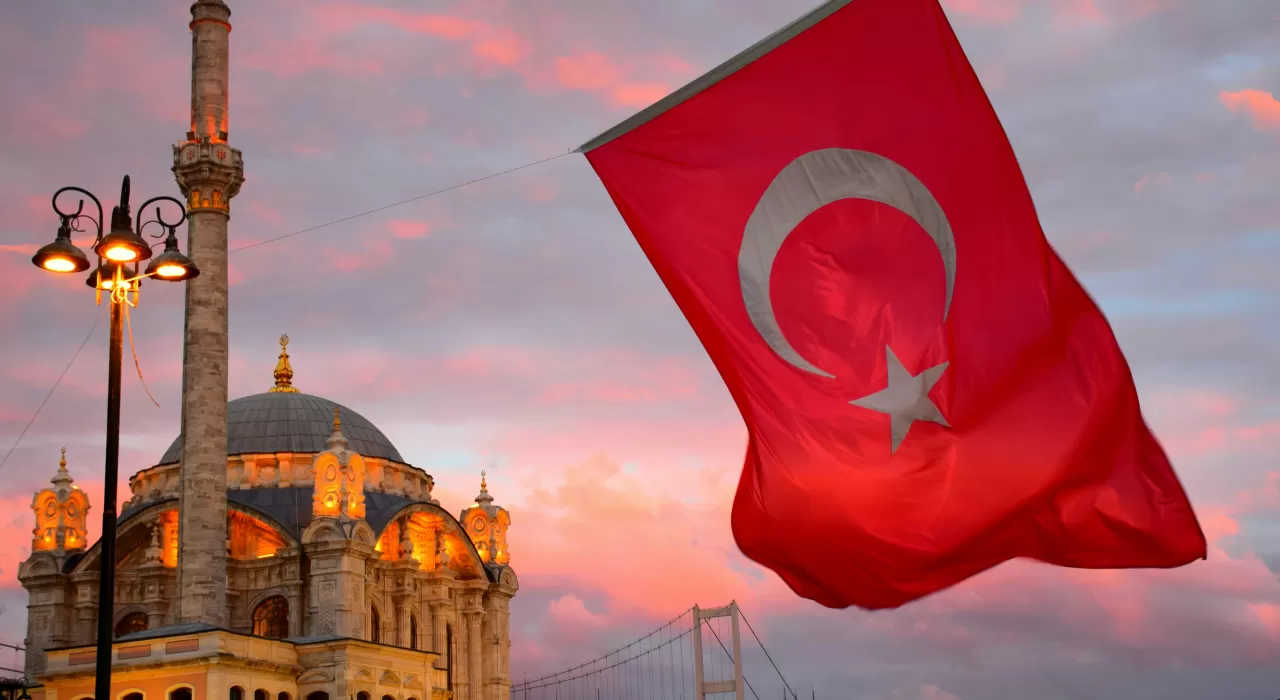 Как получить гражданство Турции: способы, сколько стоит